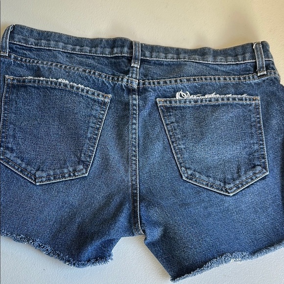 Current/Elliott Blue Jean Shorts Distressed Frayed Hem - Picture 4 of 4